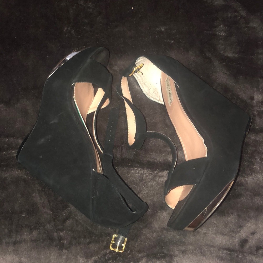 Steve Madden Suede wedge